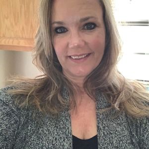 Meet your Posher, Chrystal